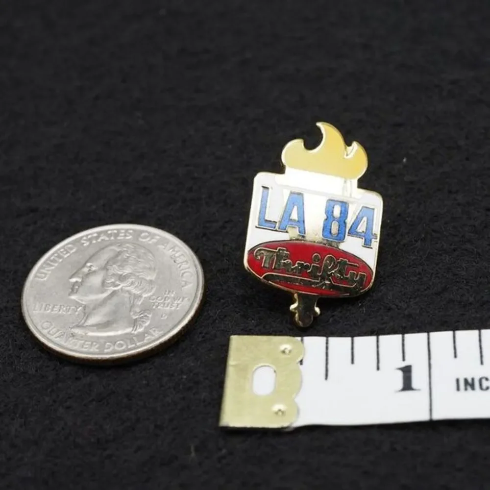 VTG US Olympics Pinback LA Thrifty